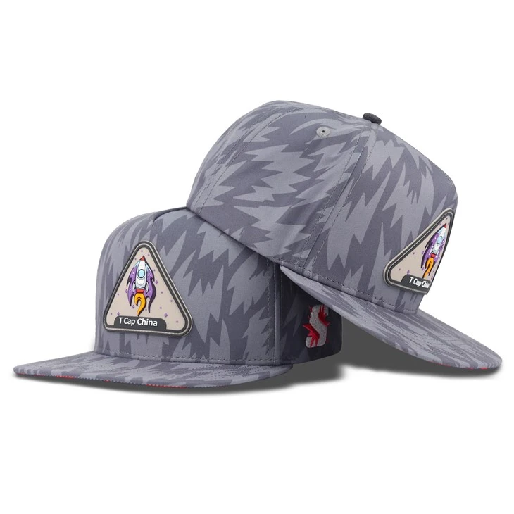 Svijetlo siva trokutasta raketna značka snapback kapa